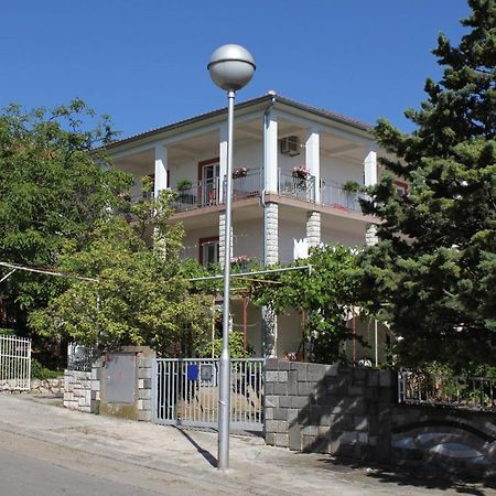 Apartment Selce 2379B Bagian luar foto